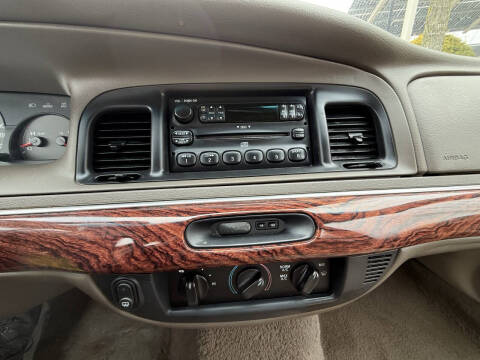 2002 Mercury Grand Marquis GS