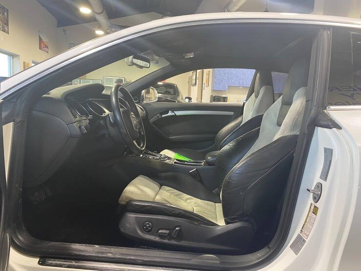 2009 Audi S5 quattro