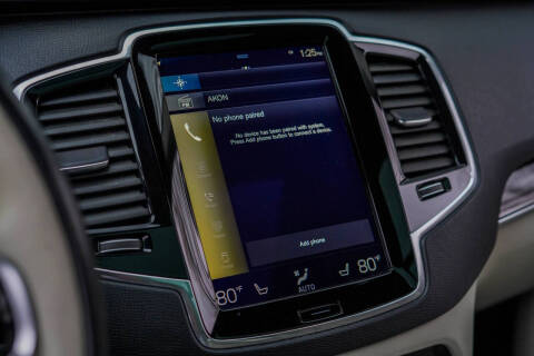 2018 Volvo XC90 T6 Momentum