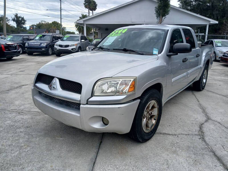 2006 Mitsubishi Raider XLS