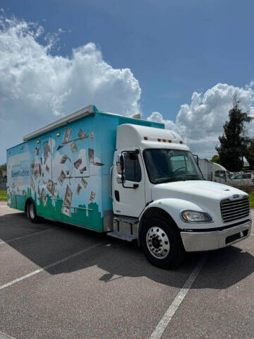 2010 Freightliner M2 106
