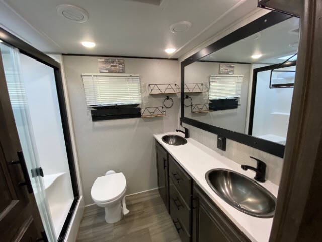 2020 Forest River CARDINAL  345RLX