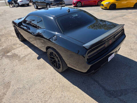 2016 Dodge Challenger SRT Hellcat
