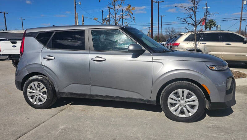 2022 Kia Soul for sale at Auto Finance La Meta in San Antonio TX