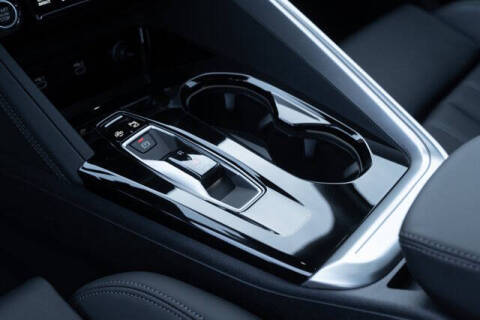 2025 Audi Q5 quattro Prestige TFSI