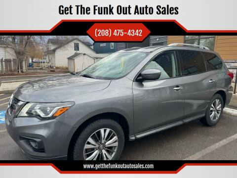 2020 Nissan Pathfinder for sale at Get The Funk Out Auto Sales in Nampa ID