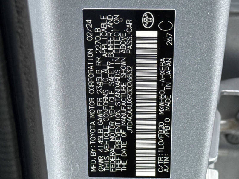 2024 Toyota Prius LE