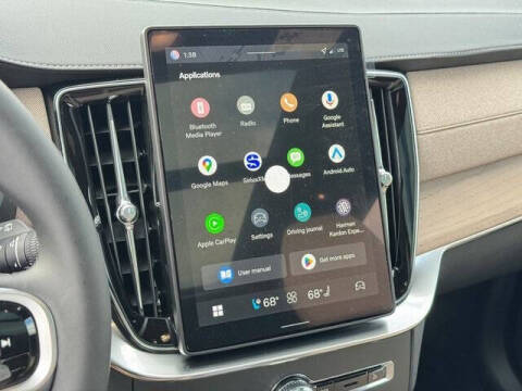 2026 Volvo XC90 B6 Ultra Dark 6P