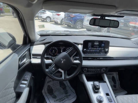 2023 Mitsubishi Outlander