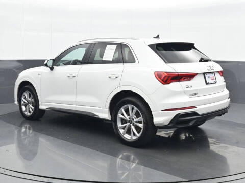2022 Audi Q3 quattro S line Premium 45 TFSI