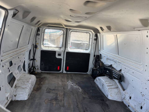 2011 Ford E-Series E-250