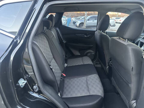 2018 Nissan Rogue Sport SV