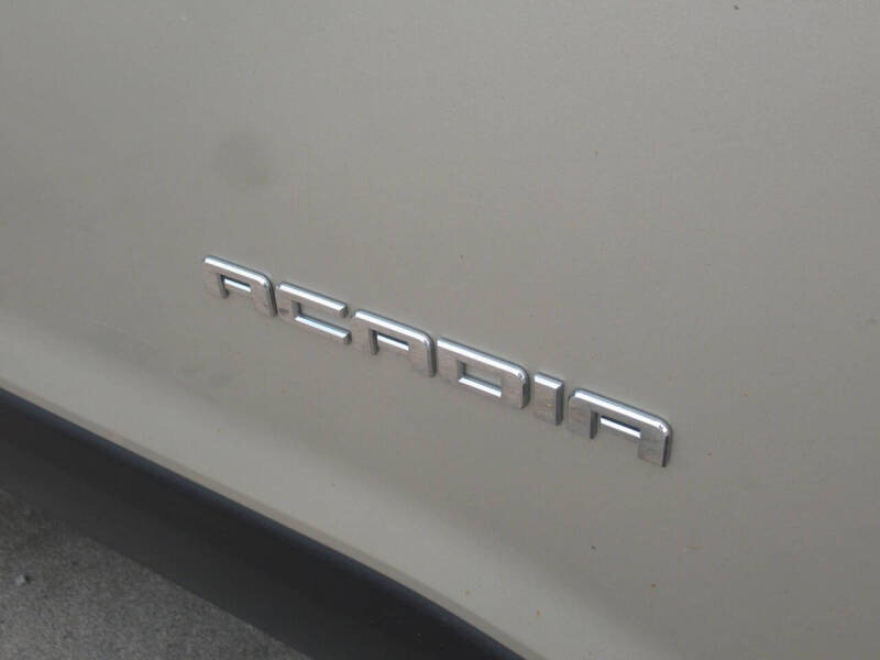 2017 GMC Acadia SLE-2
