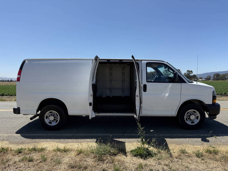 2018 Chevrolet Express 2500
