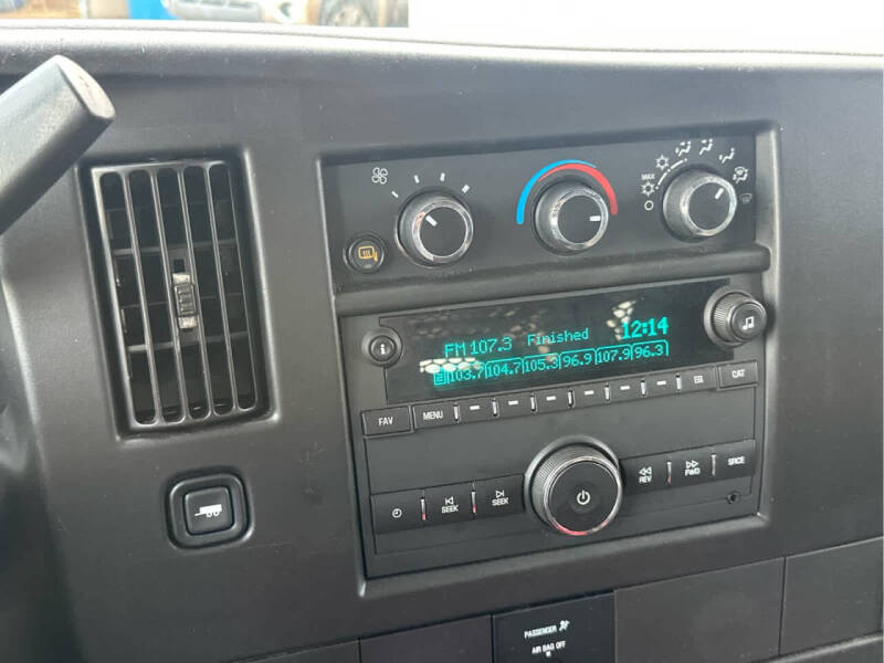 2024 GMC Savana 2500