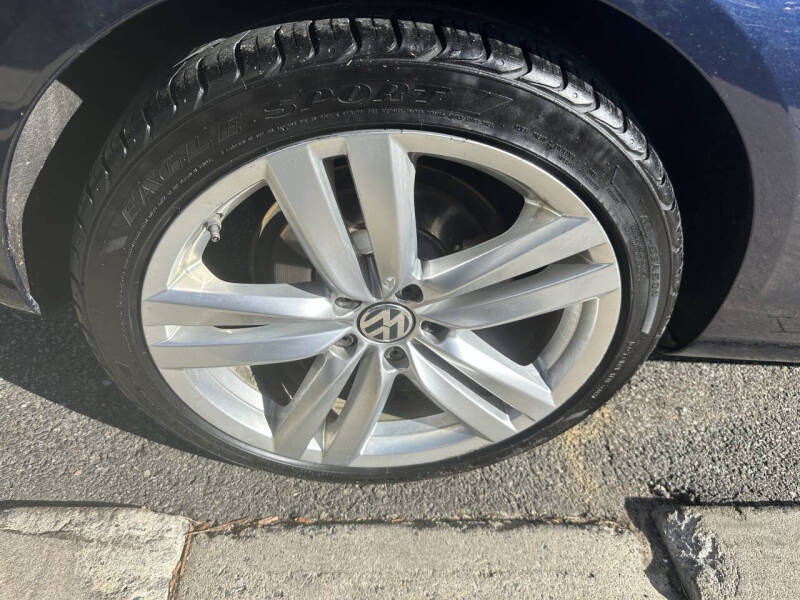 2012 Volkswagen Eos Executive SULEV