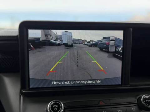 2023 Ford Maverick Lariat