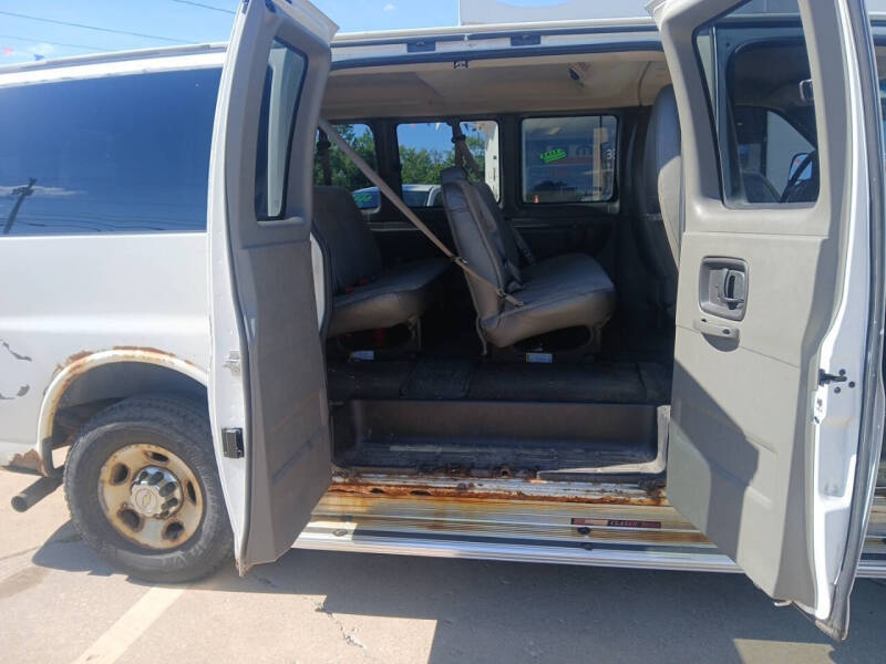 2010 Chevrolet Express LT 2500