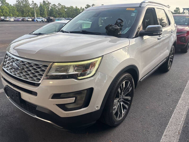 2017 Ford Explorer Platinum