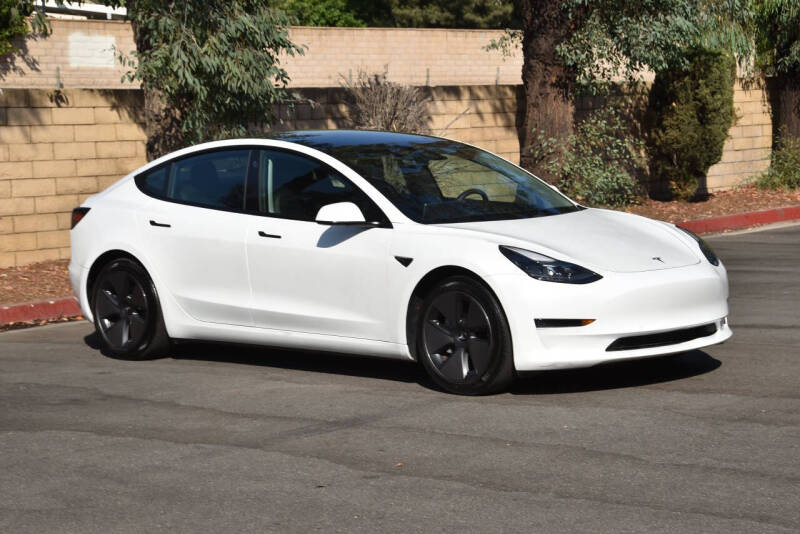 2022 Tesla Model 3 Base photo 9