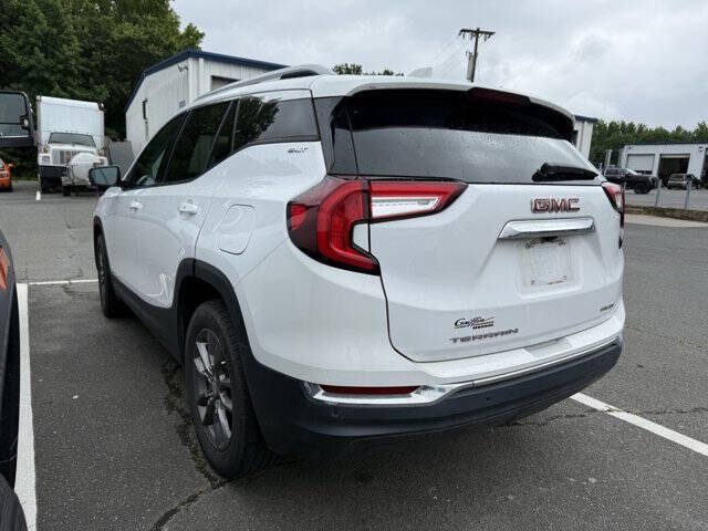 2022 GMC Terrain SLT