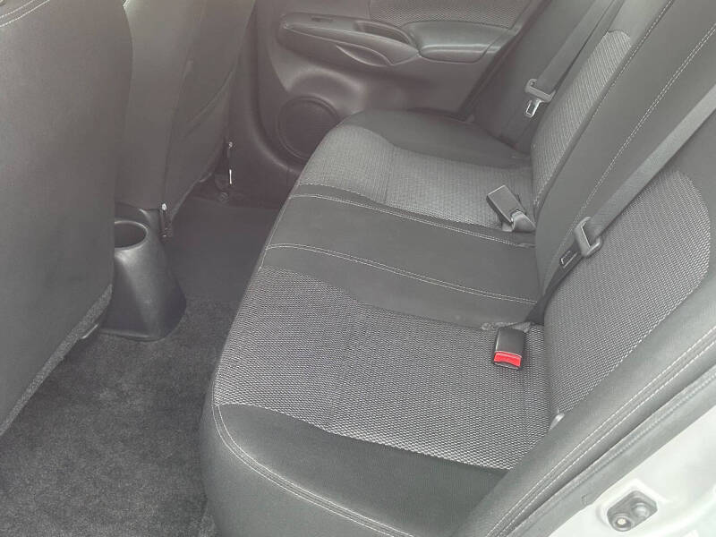 2019 Nissan Versa SV