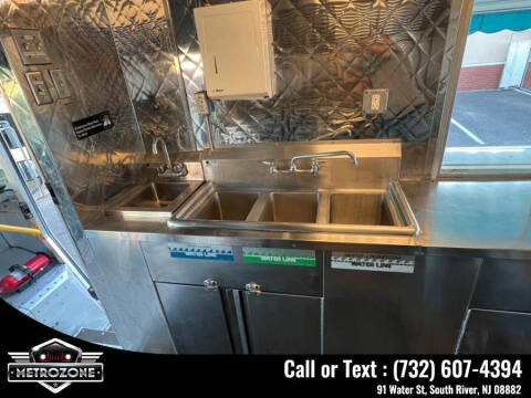 2013 Ford Stripped Chassis