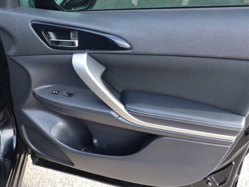 2020 Mitsubishi Eclipse Cross SE