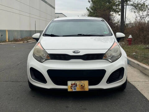 2012 Kia Rio 5-Door LX