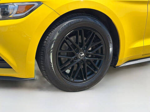 2016 Ford Mustang V6
