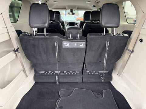 2017 Chrysler Pacifica Touring-L Plus