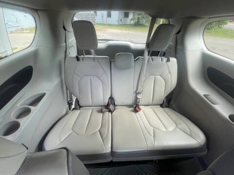 2017 Chrysler Pacifica Touring Plus