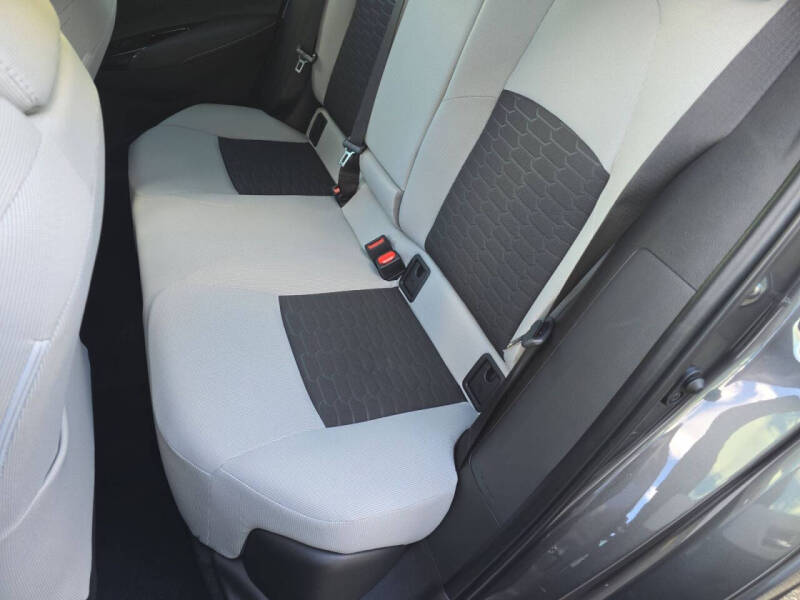 2025 Toyota Corolla Hatchback SE