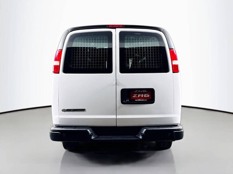 2019 Chevrolet Express 2500