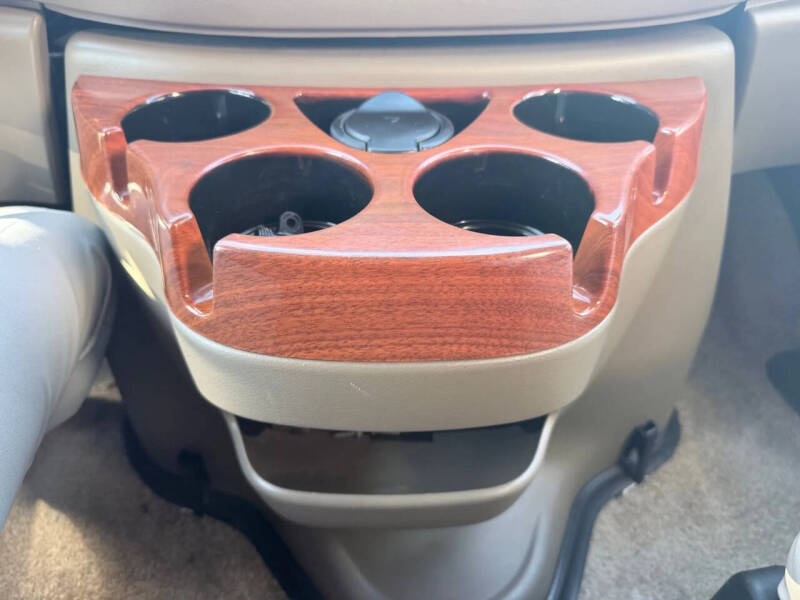 2006 Ford E-Series E-450 SD