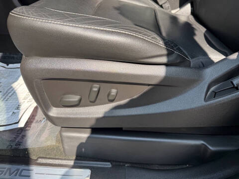 2016 GMC Yukon SLT
