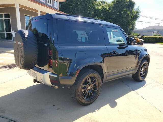 2024 Land Rover Defender 90 P300 S