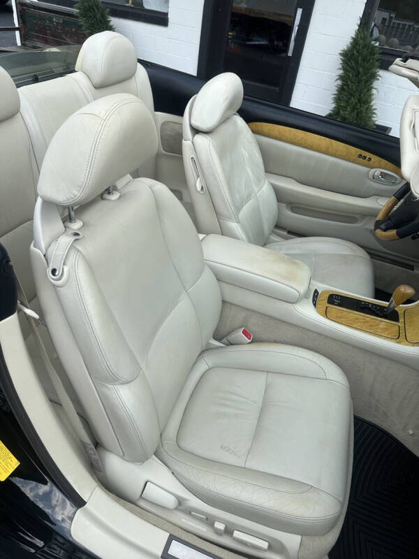 2003 Lexus SC 430