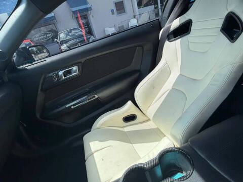 2021 Ford Mustang