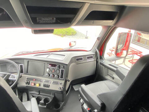 2025 Freightliner Cascadia