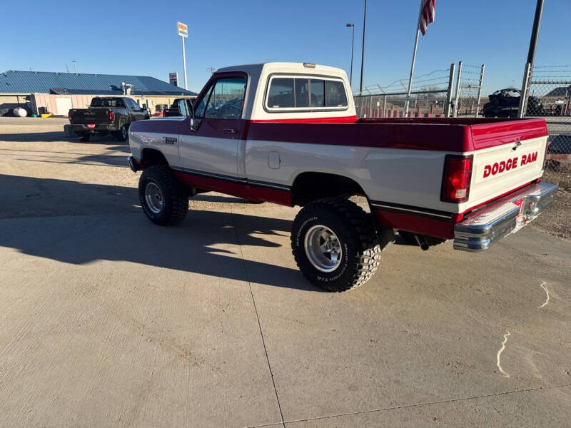 1989 Dodge RAM 100