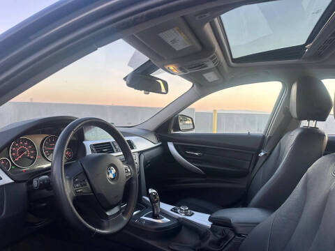 2013 BMW 3 Series 328i