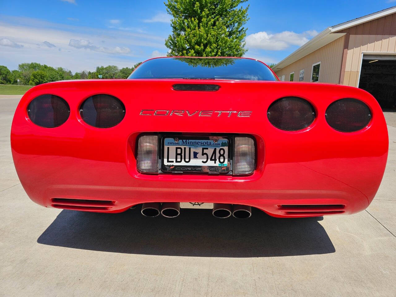 2001 Chevrolet Corvette 6