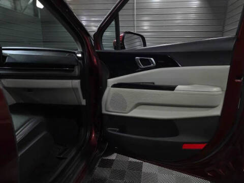 2022 Kia Carnival EX