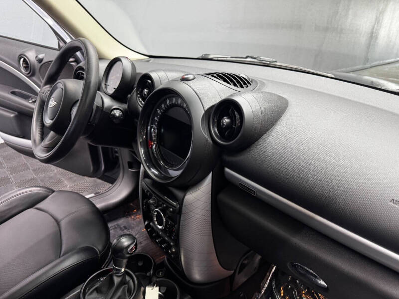 2016 MINI Countryman Cooper S