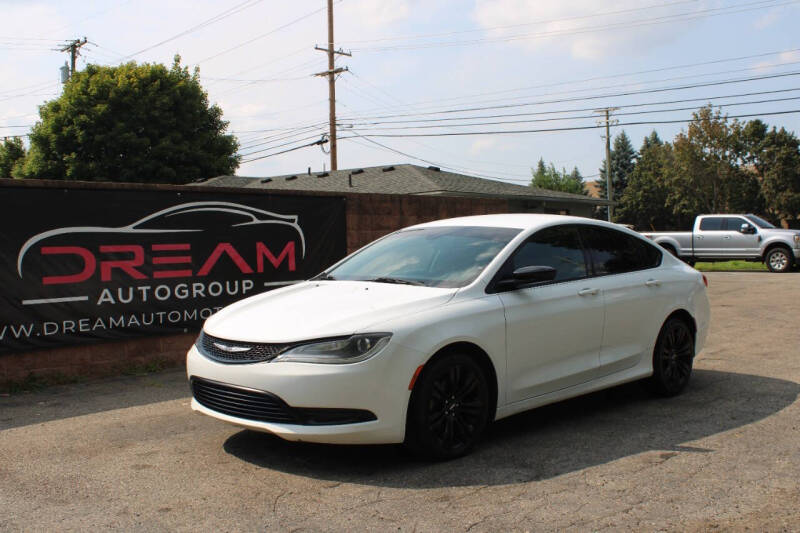 2017 Chrysler 200 Touring