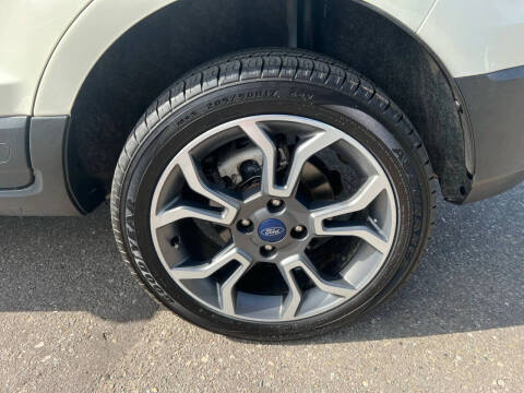 2020 Ford EcoSport SES