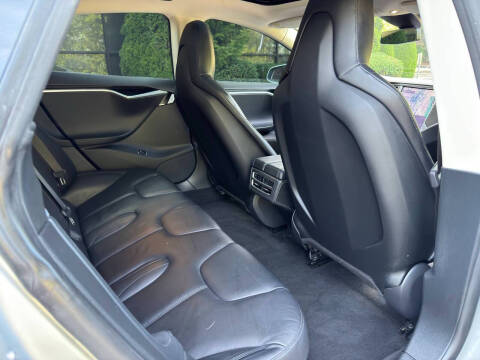 2015 Tesla Model S 85D