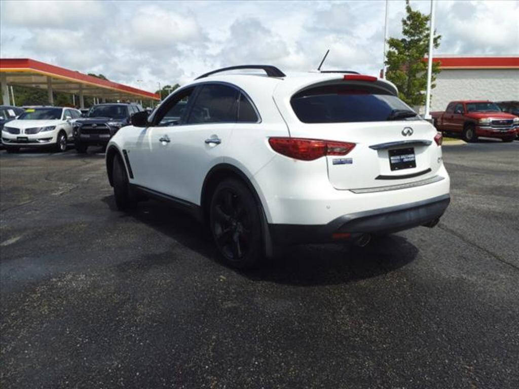 2016 INFINITI QX70 for sale at MOORE BROTHERS in Oxford, MS