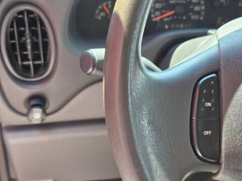 2003 Ford E-Series E-350 SD XLT